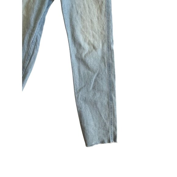 HOLLISTER Women's Light Wash Ultra High Rise Mom Jeans Size 24 x 27 - Picture 6 of 8